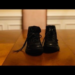 Boys Tennis Shoes Under Armour Curry’s